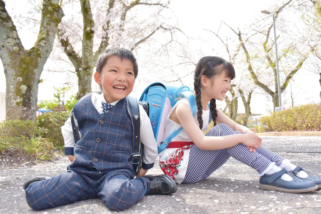 Social welfare institution, W